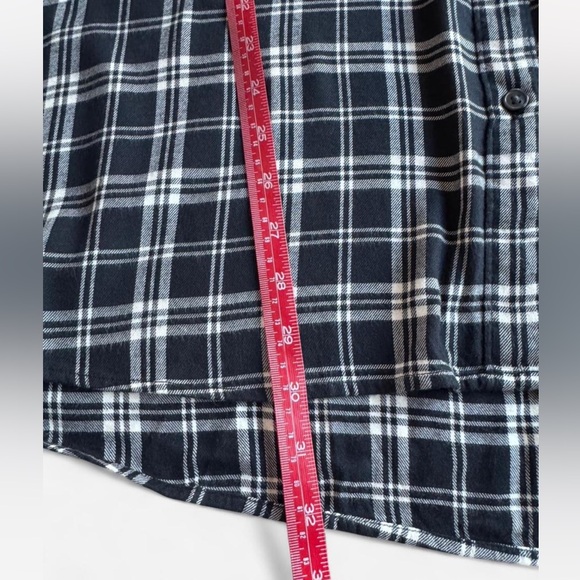 Levi's Black and White Checkered Shirt - Picture 8 of 8